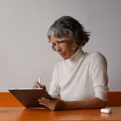 Apple iPad Pro 256 Go Apple M 8 Go Argent - Vue supplémentaire 5