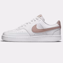 Les Chaussures Nike style Lifestyle de bonne qualité. En achetant les Chaussures Nike Court Vision Lo vous choisissez un prod ...