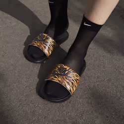 Nike CN9676-010 Femelle 36.5 - Vue supplémentaire 2