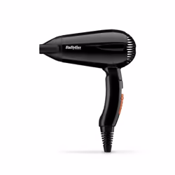 Le sèche-cheveux BaByliss Travel Dry 2000 5344E sèche les cheveux parfaitement et efficacement, il vous aide à donner du volu ...