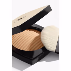 CHANEL Les Beiges poudre de visage 12 g Medium Light - Vue supplémentaire 2