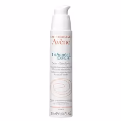 Même les peaux d’adultes peuvent être sujettes à l’acné. L’émulsion Avène TriAcnéal EXPERT a donc été conçue spécialement pour le soin des peaux acnéiques adultes. Elle élimine efficacement la formation de points noirs