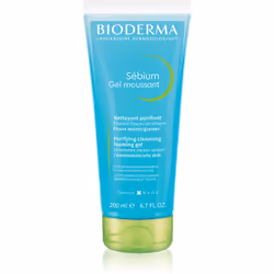 Le gel nettoyant Bioderma Sébium Gel Moussant est conçu pour parfaitement nettoyer les peaux mixtes à grasses de manière très ...