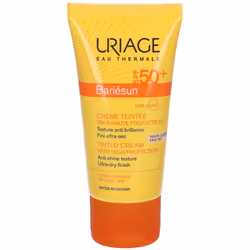 Uriage Bariésun Crème Teintée SPF50+ 50 ml apporte une très haute protection contre les UVA/UVB.
Elle prévient le dessèchemen ...