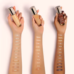Clarins Skin Illusion Full Coverage 30 ml Flacon pompe Liquide 107C - Vue supplémentaire 2