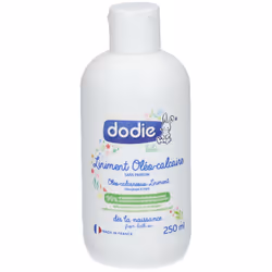 Dodie Liniment Oléo-Calcaire 250 ml formulé avec 99% d'ingrédients d'origine naturelle est idéal pour nettoyer et soigner les ...