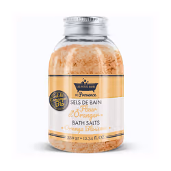 Profitez d’un Bain relaxant et enivrant grâce aux sels de Bains «Les Petits Bains de Provence» aux senteurs de Provence. Véri ...
