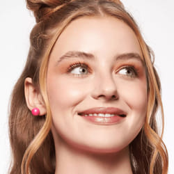 Essence Baby Got Blush fard 20 Blushin Berry Liquide