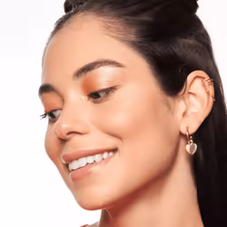 Essence Baby Got Glow 10 ml 30 Breezy Bronze - Vue supplémentaire 4