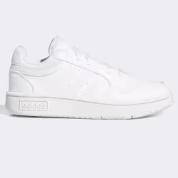 Les Chaussures Adidas style Lifestyle de bonne qualité. En achetant les Chaussures Adidas Hoops vous choisissez un produit so ...