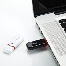 Apacer AH333 32GB lecteur USB flash 32 Go USB Type-A 2.0 Noir