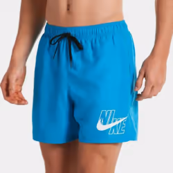 Le short Nike Volley est idéal pour une variété d'entraînements et de routines d'entraînement. Ils sont fabriqués à partir de ...