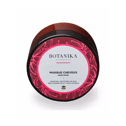 Par sa texture généreuse et moelleuse, le masque pour cheveux aux sept plantes de la gamme BOTANIKA MARRAKECH répare et forti ...