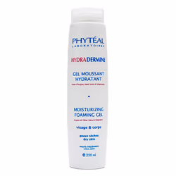 Adapté aux peaux sèches, aux peaux mixtes à tendance sèche et aux peaux atopiques, HYDRADERMINE gel moussant est un soin nett ...