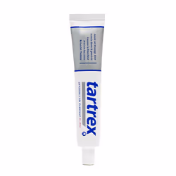 ACTION PHYTO-COSMETIQUE : Les huiles essentiels (menthe et romarin ), l’extrait d’aloé vera, naturellement riches en sels min ...