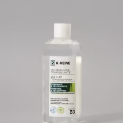 Cette eau micellaire, enrichie en niacinamide, détoxifie la peau tout en éliminant le maquillage et les impuretés. Spécialeme ...