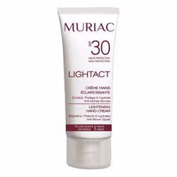 Soin de jour sous forme de crème à doubles actions qui allie efficacité éclaircissante et très haute protection solaire.