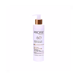 Ecran solaire pour cheveux SPF 50+ spécialement conçu pour les cheveux ayant subi un lissage ou des coloration répétition, Gr ...