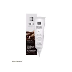 Une texture tout-en-un douce et crémeuse, qui laisse les cheveux nourris, restructurés, démêlés et lumineux, mis en valeur pa ...