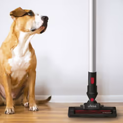Ufesa Desert aspirateur de table Noir, Rouge Sans sac - Vue supplémentaire 4