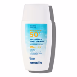 Très haute protection visage ultra-légère à base d’eau qui fond sur la peau et procure une délicate sensation de fraîcheur au ...