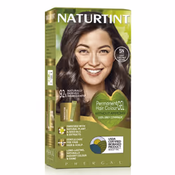 Cette teinture dont la formule est enrichie en ingrédients naturels contribue à respecter activement la santé des cheveux.