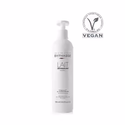 Le lait démaquillant BYPHASSE sans colorant nettoie en douceur les restes de maquillage sans irriter.