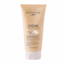 La crème confort pieds BYPHASSE au monoï de Tahiti hydrate de façon durable et aide à lutter contre l’assèchement de la plant ...