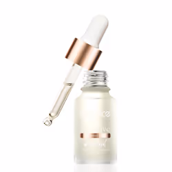 L'huile minérale ultra-légère à la texture impeccable prépare la peau au maquillage. L'hydrate tout au long de la journée et  ...