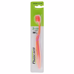 Fluocaril Brosse à Dents Junior 7-12 Ans Extra-Souple - Couleur : Orange et Rose est une brosse à dents aux poils extra-soupl ...