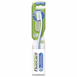 Fluocaril Brosse à Dents Précision Interdentaire Souple est une brosse développée pour un brossage précis même dans les espac ...