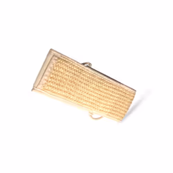 Offrez à votre peau un gommage efficace et naturel avec notre Loofah Exfoliant pour le dos. Conçu pour atteindre facilement l ...