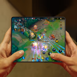 Samsung Galaxy Z Fold4 12Go 256Go Beige - Vue supplémentaire 3