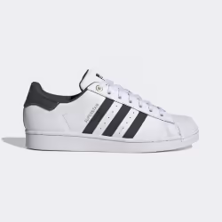 Les Chaussures Adidas style Lifestyle de bonne qualité. En achetant les Chaussures Adidas Superstar vous choisissez un produi ...