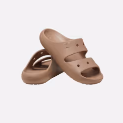 Les Claquettes Crocs style Natation de bonne qualité. En achetant les Claquettes Crocs vous choisissez un produit solide et v ...