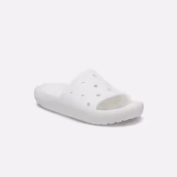 Les Claquettes Crocs style Natation de bonne qualité. En achetant les Claquettes Crocs vous choisissez un produit solide et v ...