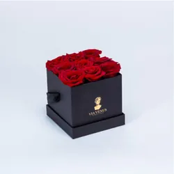 DÉLICATESSE : BOX NOIRE ROSES ROUGES
