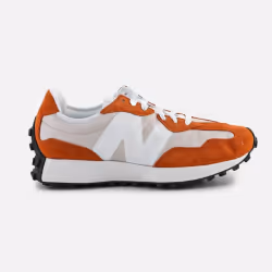 Les Chaussures New Balance style Lifestyle de bonne qualité. En achetant les Chaussures New Balance 327 vous choisissez un pr ...
