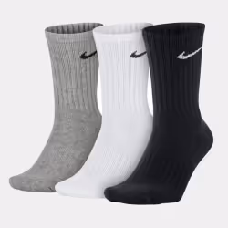 Tirez le meilleur parti de votre entraînement avec les chaussettes Nike Everyday Cushioned. Une section inférieure en éponge  ...