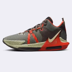 Les Chaussures Nike style Basketball de bonne qualité. En achetant les Chaussures Nike Lebron Witness vous choisissez un prod ...