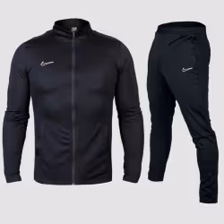 Les Survêtement Nike style Football de bonne qualité. En achetant les Survêtement Nike vous choisissez un produit solide et v ...