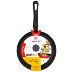 La poêle Winox Série Tasty, 24 cm, rouge, en aluminium culinaire et bakélite, revêtement antiadhésif 5 couches, pratique à ut ...