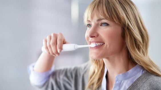 Guide rapide: Comment utiliser une brosse à dents électrique ?